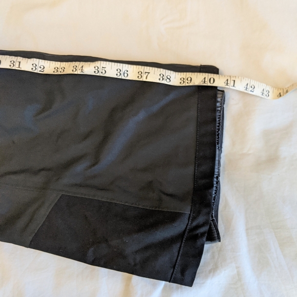 Like New Patagonia Women's Insulated Ski Pants Size XS - Picture 4 of 11